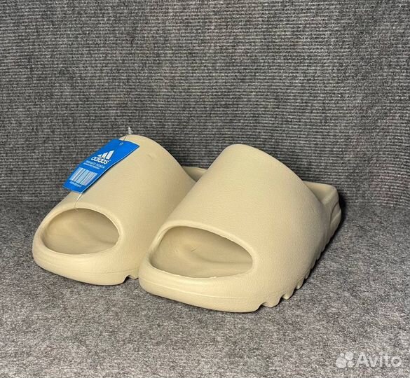 Шлепанцы adidas yeezy slide