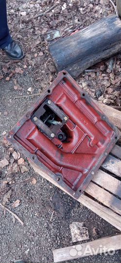 Крышка кпп мтз
