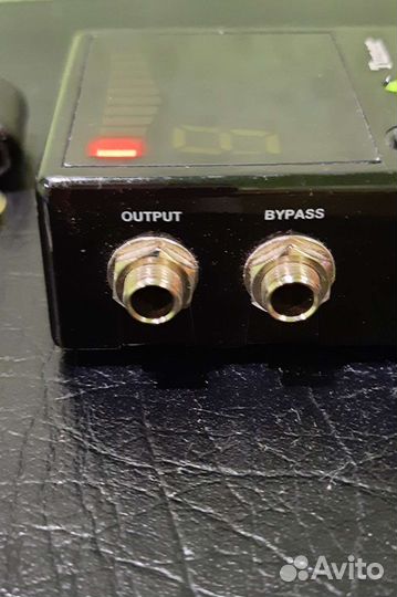 Тюнер для гитары