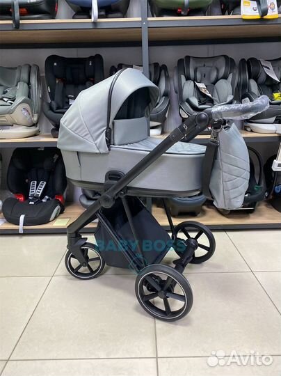 Коляска Roan Sol