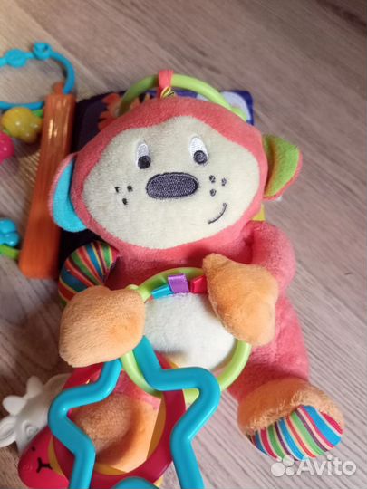 Игрушки для малыша