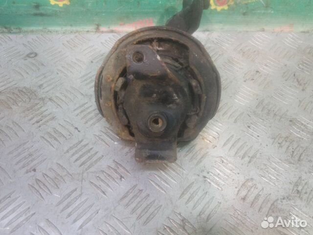 Подушка двигателя Volkswagen Passat B3