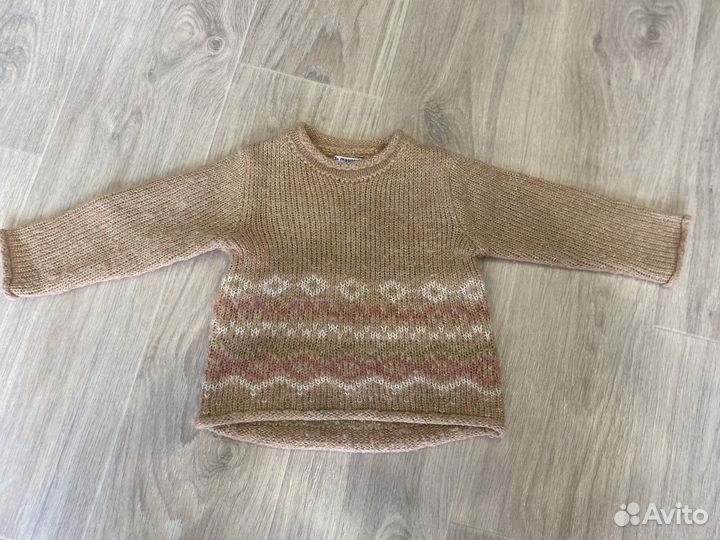 Теплый свитер для девочки 1 год