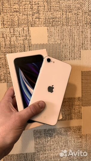 iPhone SE (2020), 128 ГБ
