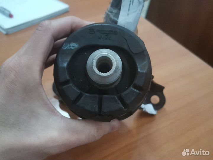 Подушка правая Mazda 6 GH