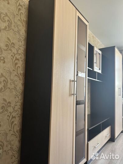 Стенка в гостиную