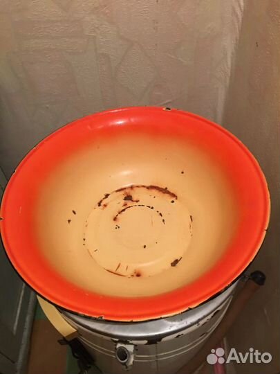 Таз эмалированный