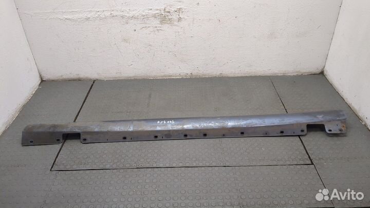 Накладка на порог Mercedes E W211, 2004