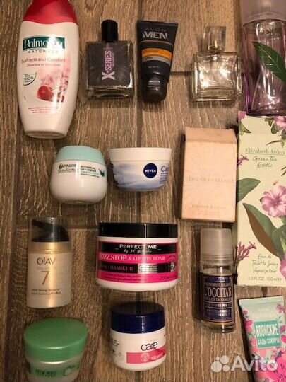 Пустые флаконы, баночки из-под косметики