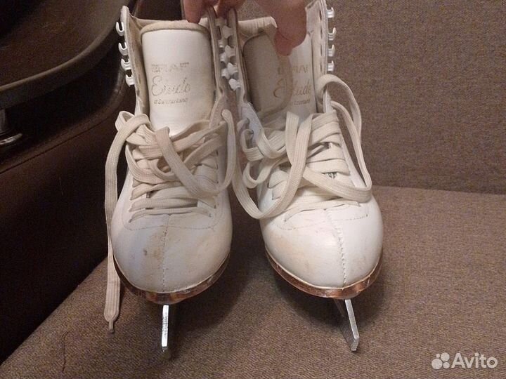 Коньки фигурные