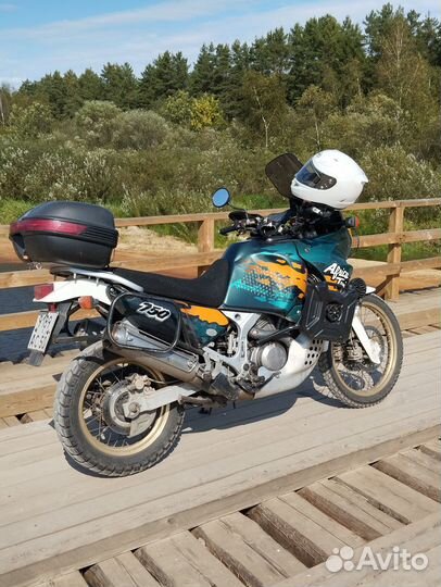 Honda Africa Twin 750