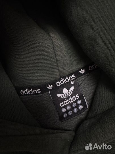Спортивный костюм adidas