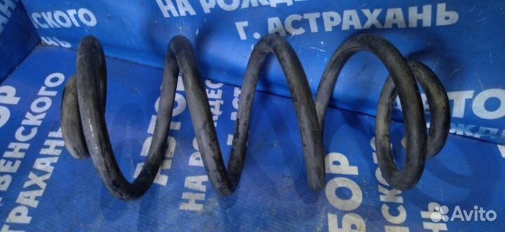 Задняя пружина Nissan Qashqai J10 кроссовер MR20DE