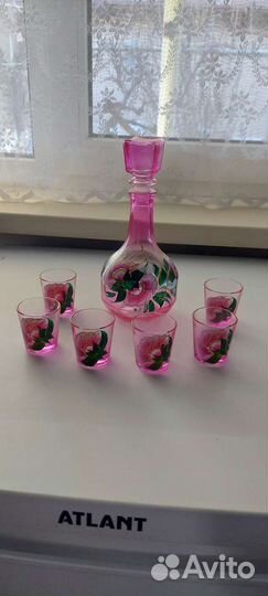 Графин с рюмками