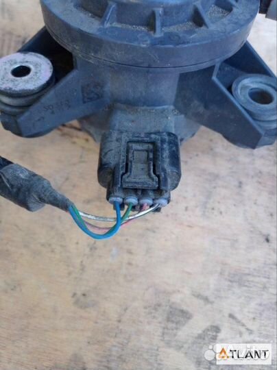 Помпа инвертора toyota prius alpha