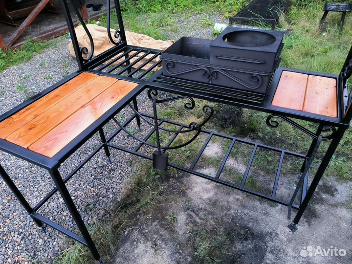 Классный мангал с крышей (навесом)