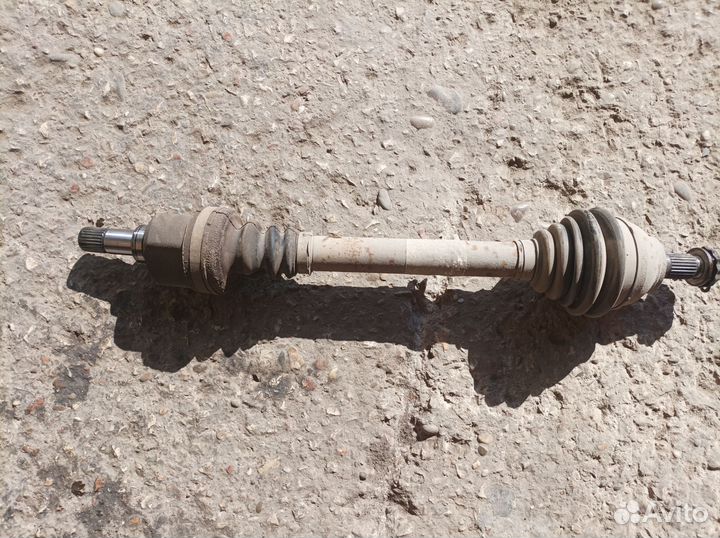 Привод левый Peugeot 308