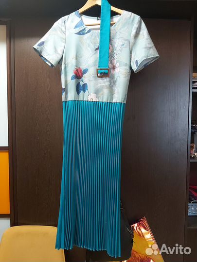 Платье летнее женское 48 р. маломерит