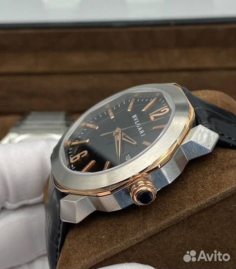 Красивые мужские наручные часы Bvlgari