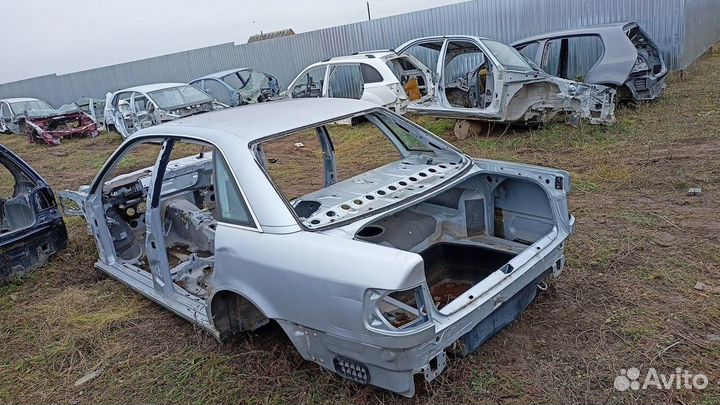 Ауди А6 100 45 кузов C4 крыло заднее левое