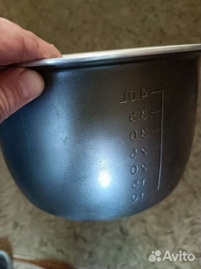 Емкость 4 л. в мультиварку