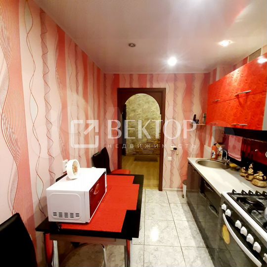 2-к. квартира, 51 м², 5/5 эт.