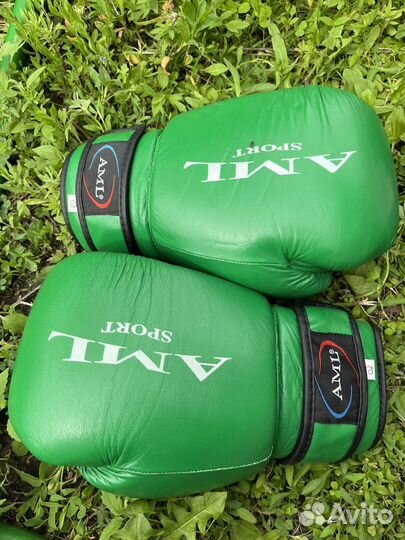 Боксерские перчатки р 16