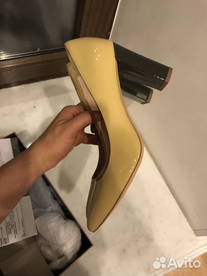 Туфли лодочки Carlo Pazolini