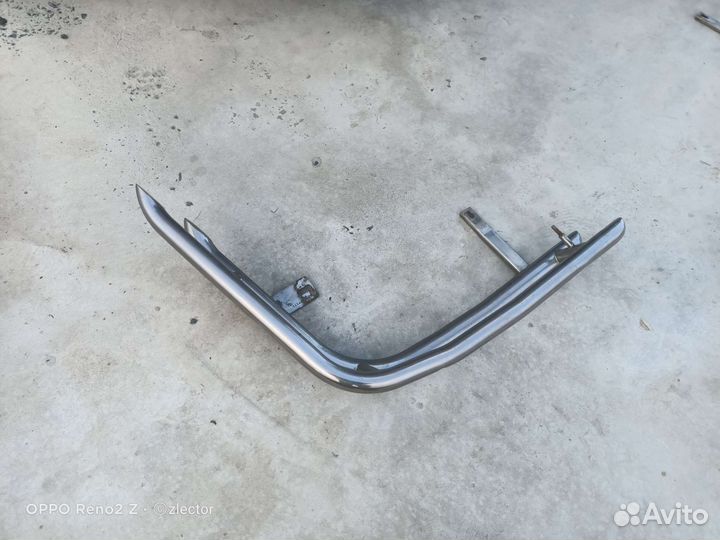 Защита заднего бампера на внедорожник