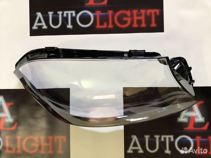 Стекло фары Mercedes GLS x166 2015-2019 правое