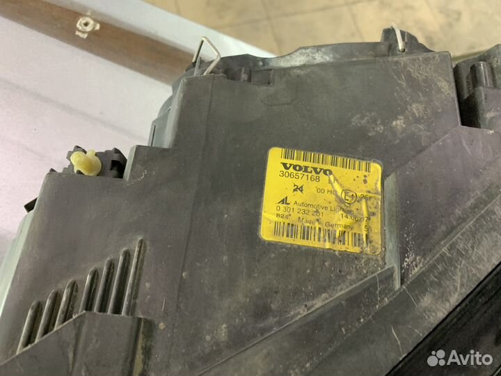 Фара передняя левая volvo c30