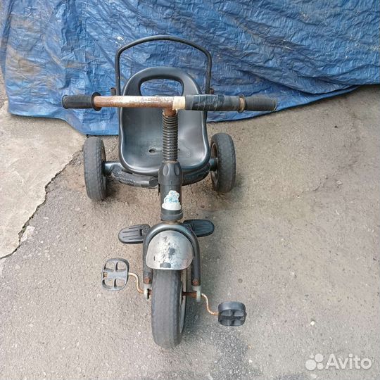 Детский трехколесный велосипед бу