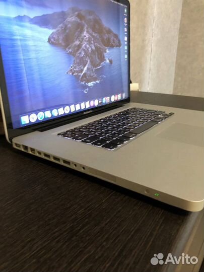 Apple macbook pro 17