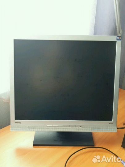 Монитор benQ FP72E