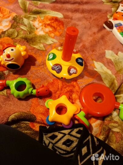 Музыкальный клоун пирамидка