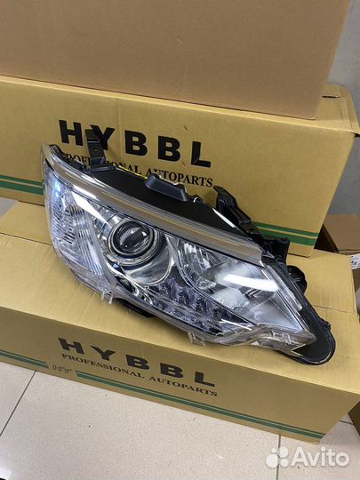 Фара передняя правая Toyota Camry 50/55