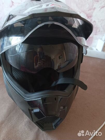 Кроссовый шлем