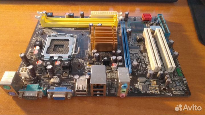 Материнская плата LGA775