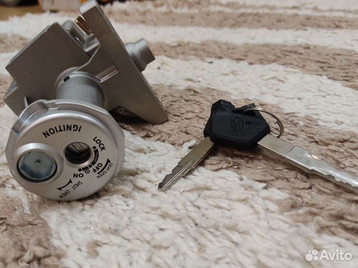 Замок зажигания Suzuki Lets 4 5 Address V125 V50