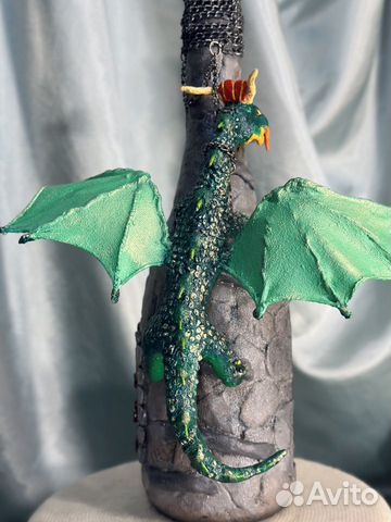 Зеленый, деревянный дракон