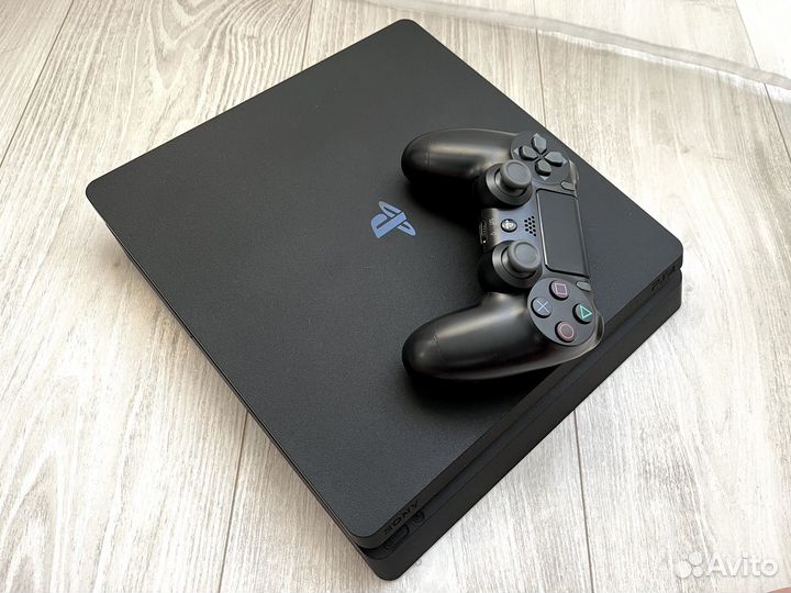 Sony PlayStation 4 Slim