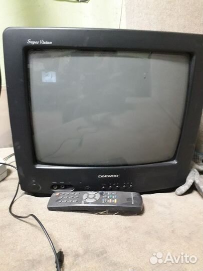 Телевизор шилялис