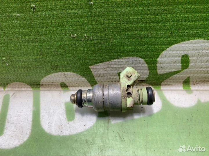 Форсунка топливная Daewoo Nexia N150 F16D3