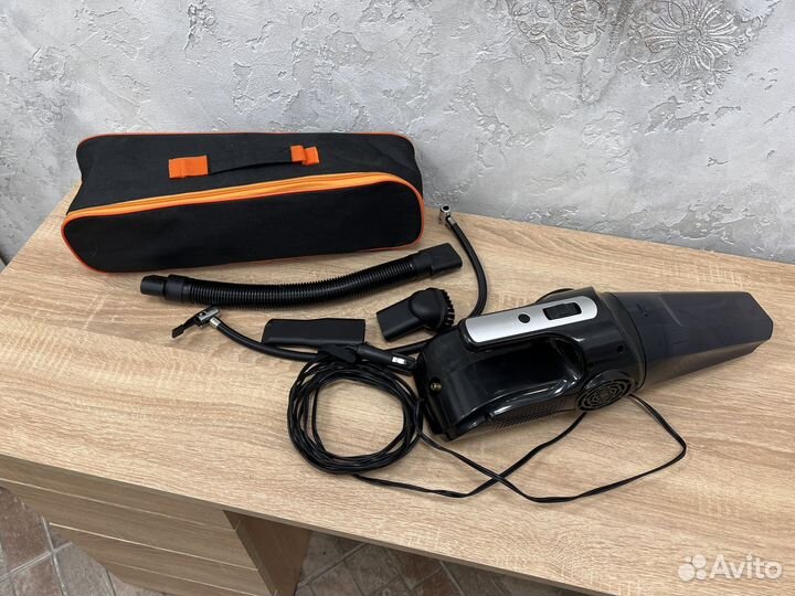 Автомобильный пылесос