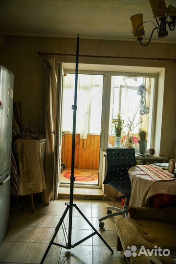 Штатив для студийной фотосъемки