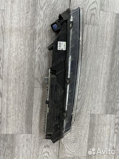 Porsche cayenne 959 Ходовой Огонь Левый с Дефектом