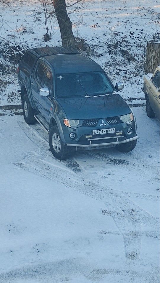 Mitsubishi L200: фото владельца