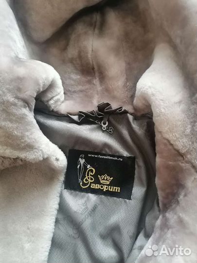 Шуба мутоновая с капюшоном