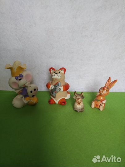 Керамические и фарфоровые фигурки