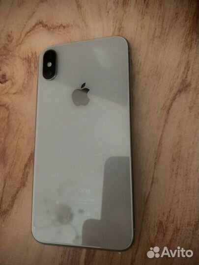 iPhone X, 64 ГБ